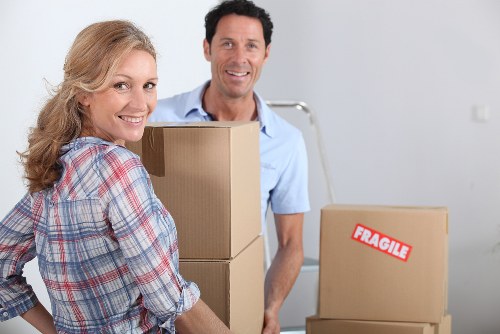 Local removal truck hire service for household and business transport